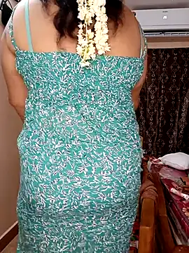 silk rose05 online show from April 17, 2026, 4:54 pm