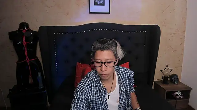 Kali Panther online show from March 13, 2026, 8:26 pm