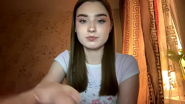 LissaBliss online show from February 15, 2026, 4:58 pm