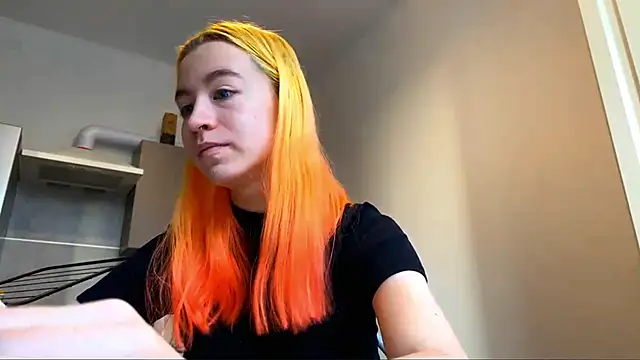 EmilyHein online show from February 3, 2026, 7:02 am