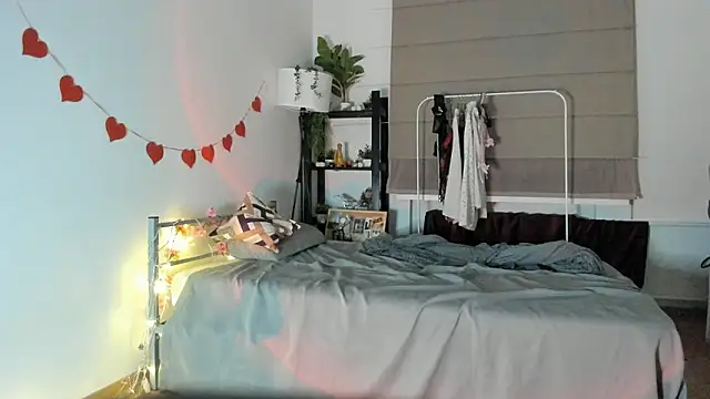 AuraShift online show from March 21, 2026, 10:24 pm