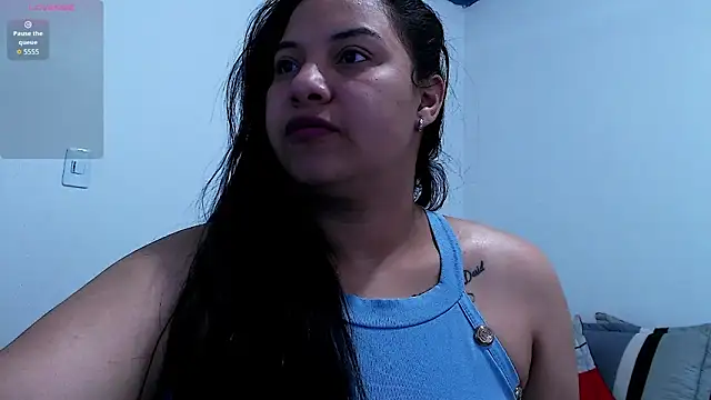 Snapshot of emily-rousee- chatting on February 20, 2026, 1:11 pm emily-rousee- online show from February 20, 2026, 1:11 pm