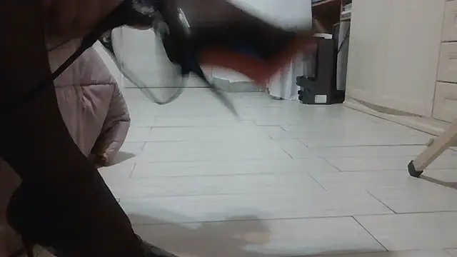 Luanatrav1 online show from March 2, 2026, 9:16 am