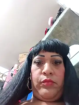 Snapshot of SabrinaColin chatting on May 9, 2026, 3:34 am SabrinaColin online show from May 9, 2026, 3:34 am
