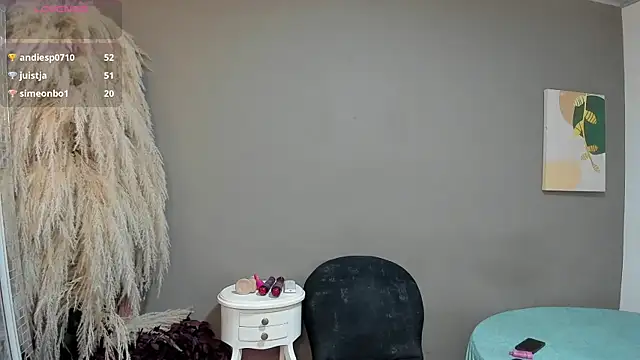 Nico Hillx online show from June 30, 2026, 9:16 pm
