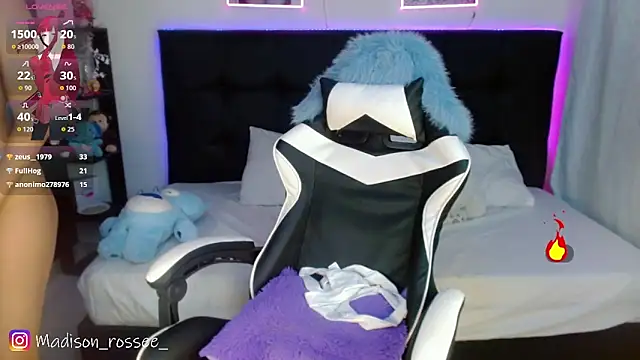 Madison Rossee online show from April 21, 2026, 2:51 am