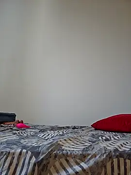  ChloeRed online show from May 7, 2026, 2:44 pm