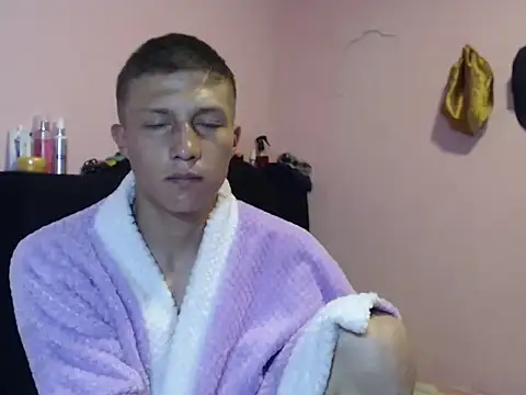 Cronos Hot 8 online show from February 28, 2026, 3:40 am