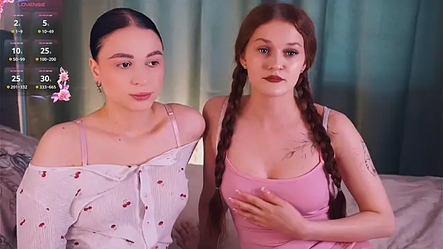 ZofiaSoshnik online show from April 16, 2026, 7:31 am