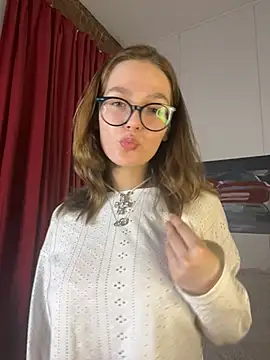 MyKittySayMeow online show from April 12, 2026, 9:20 pm