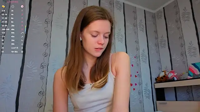 SueFerreyra online show from April 22, 2026, 8:06 am