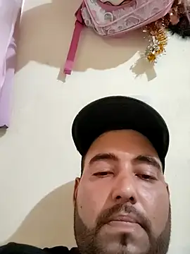 Snapshot of Carlos0294 chatting on May 9, 2026, 11:32 pm Carlos0294 online show from May 9, 2026, 11:32 pm