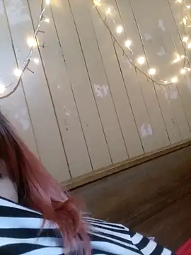 thegirlsshot 666 online show from April 22, 2026, 5:54 am