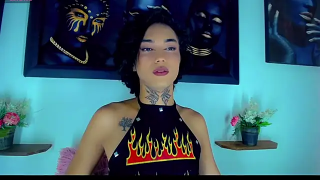 Darianna Atehortua online show from February 18, 2026, 9:00 pm