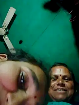 Snapshot of Cuty_nikita chatting on May 6, 2026, 3:50 pm Cuty nikita online show from May 6, 2026, 3:50 pm