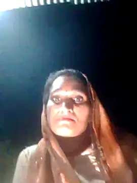 Snapshot of Cuty_nikita chatting on May 28, 2026, 3:53 pm Cuty nikita online show from May 28, 2026, 3:53 pm