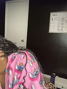 Snapshot of tipheragain chatting on April 22, 2026, 2:18 pm tipheragain online show from April 22, 2026, 2:18 pm