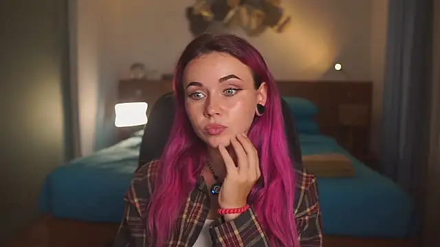 Sarah Pink online show from February 13, 2026, 11:28 am