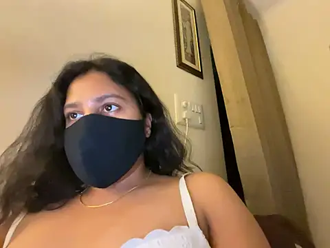 Anna girl22 online show from April 18, 2026, 7:07 pm