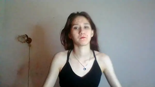 Snapshot of NickiKisinger chatting on May 13, 2026, 7:28 am NickiKisinger online show from May 13, 2026, 7:28 am
