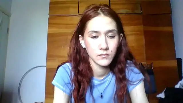 Snapshot of NickiKisinger chatting on June 3, 2026, 7:11 am NickiKisinger online show from June 3, 2026, 7:11 am