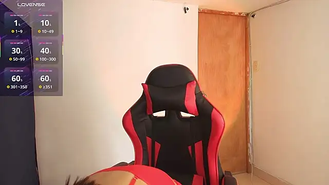 Zoe-Walzer online show from March 10, 2026, 3:39 pm