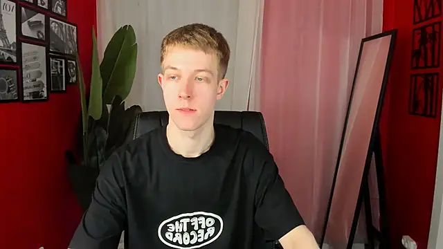 Dylan Norton online show from April 21, 2026, 10:32 am