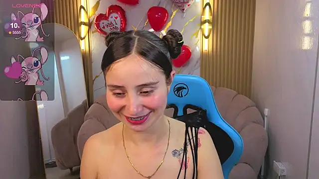 Ariana18 b online show from February 26, 2026, 12:48 pm