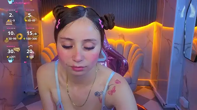 Ariana18 b online show from June 6, 2026, 1:05 pm