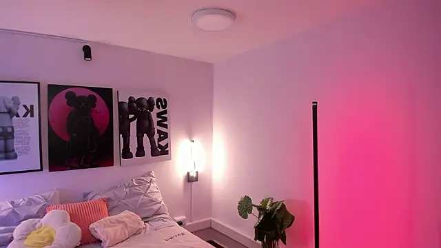 Hey lucy   online show from February 12, 2026, 11:38 am