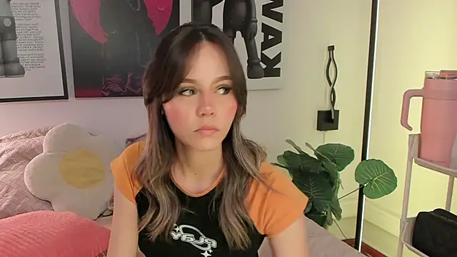 Hey lucy   online show from March 11, 2026, 11:27 am