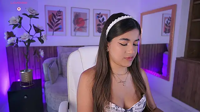 IvyGrabes online show from April 17, 2026, 7:06 pm