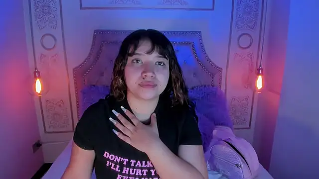 Honny Blaice  online show from April 17, 2026, 11:46 am