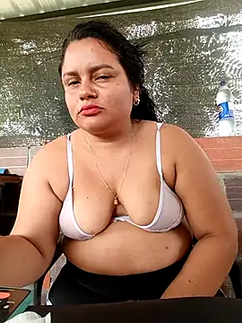 Lena Cum69 online show from April 17, 2026, 1:36 pm