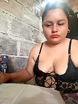 Lena Cum69 online show from April 21, 2026, 1:28 pm