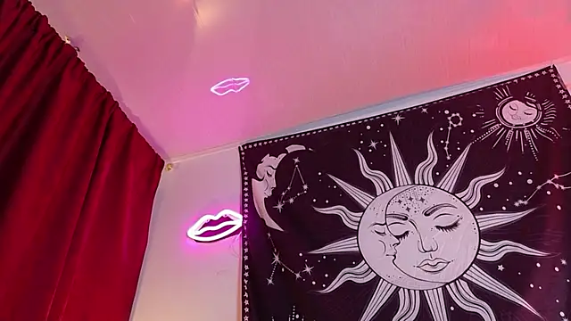 MadLustt online show from February 22, 2026, 2:04 pm