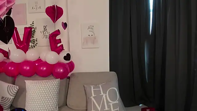 Sally Dvine online show from February 14, 2026, 9:44 pm