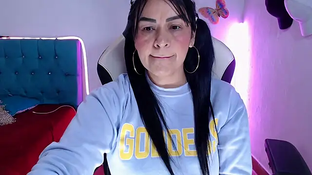 hotsweet-69 online show from March 20, 2026, 5:01 am