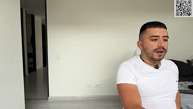 Sofii n Diego online show from July 26, 2026, 5:20 pm