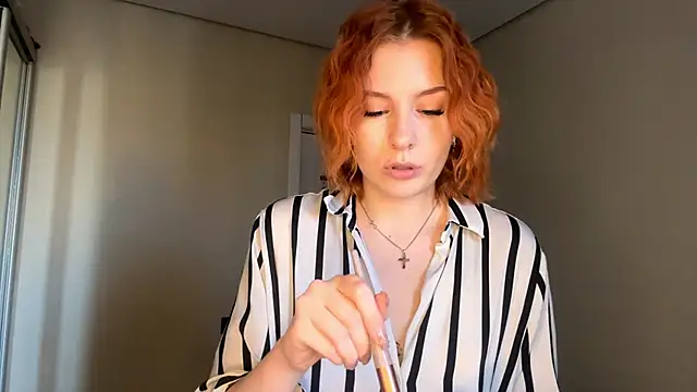 LuxuryRita online show from March 6, 2026, 2:24 pm