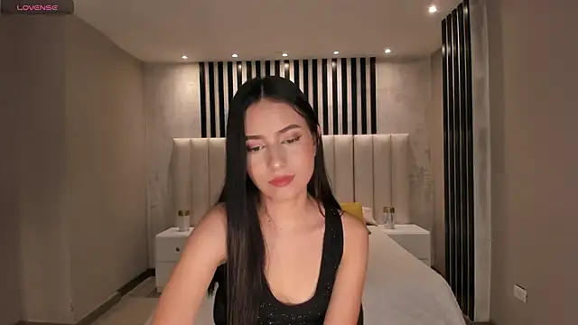 LucieMartin online show from March 28, 2026, 7:35 pm