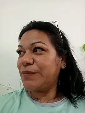 Snapshot of Dafne_77 chatting on May 11, 2026, 1:39 pm Dafne 77 online show from May 11, 2026, 1:39 pm