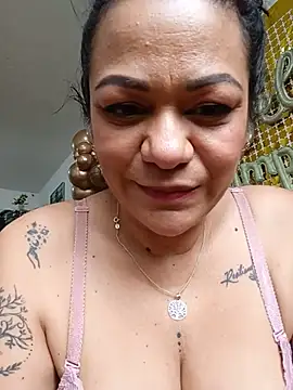 Snapshot of Dafne_77 chatting on June 5, 2026, 2:23 pm Dafne 77 online show from June 5, 2026, 2:23 pm