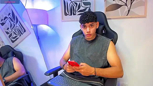 justin payn14 online show from March 20, 2026, 7:19 pm