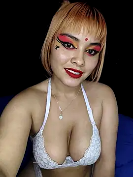 zoe love18 online show from February 19, 2026, 3:35 am