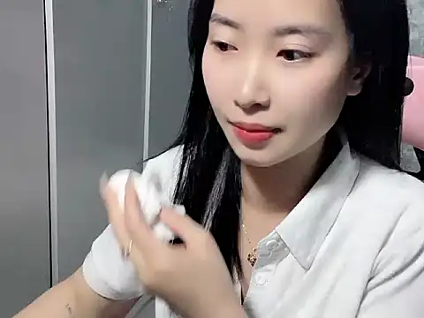 Linne6789 online show from March 8, 2026, 5:50 pm