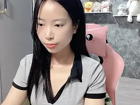 Linne6789 online show from April 20, 2026, 6:16 am