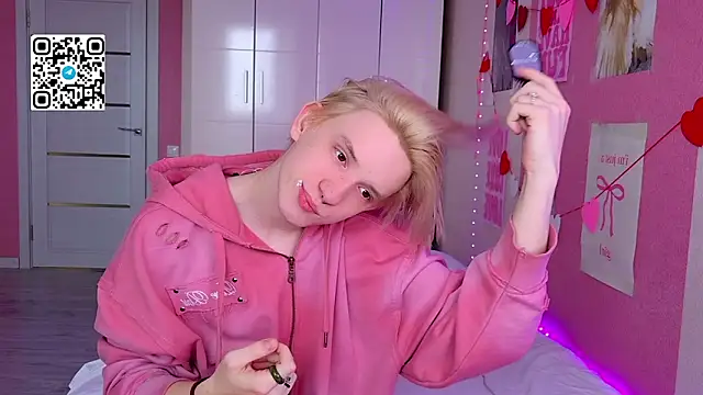 Ron Vilss online show from April 19, 2026, 4:34 am