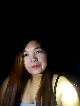 cute-hiphop online show from March 18, 2026, 3:48 pm