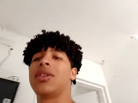 ian smith  online show from April 4, 2026, 6:16 pm